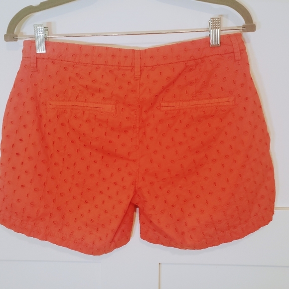 Old Navy Cotton Eyelet Shorts Mid-Rise Hot Tamale Color Size 2 EUC - Picture 5 of 9